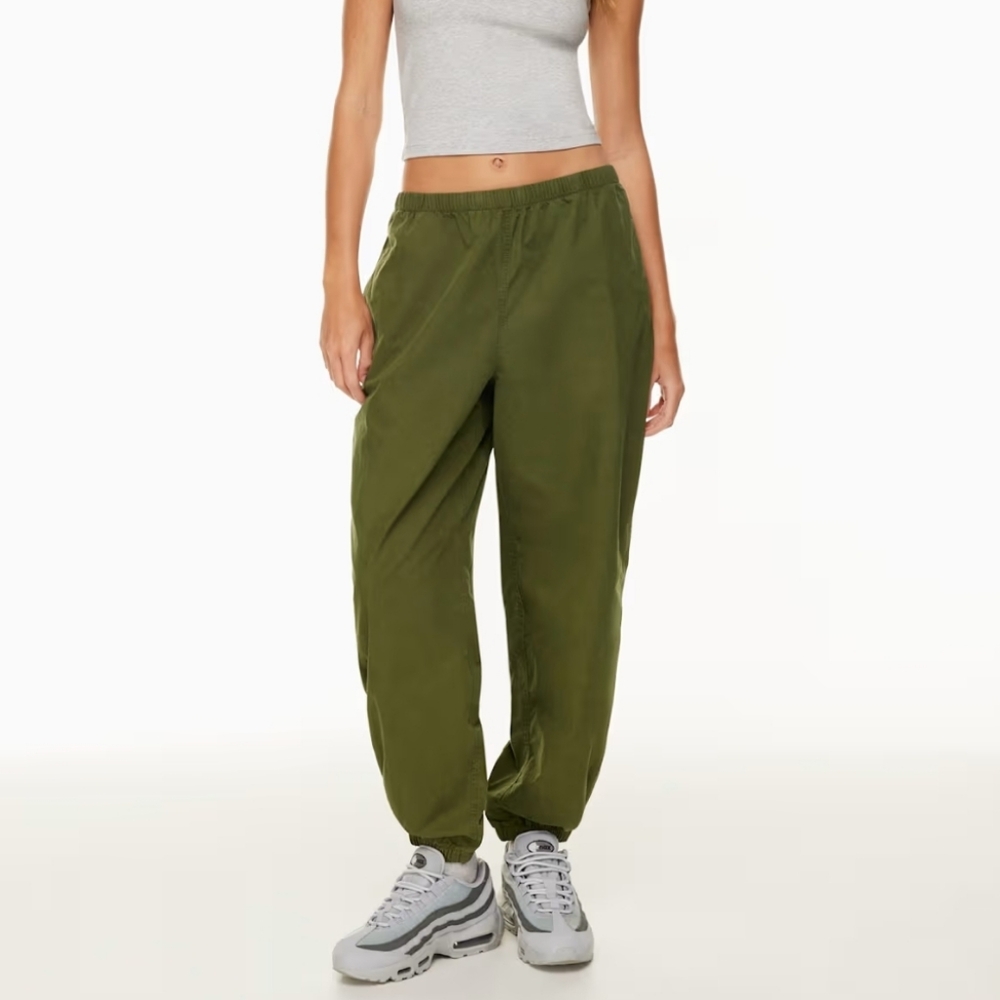 Aritzia Tna Deploy Parachute Pant Dark Green Size Small - Picture 1 of 11